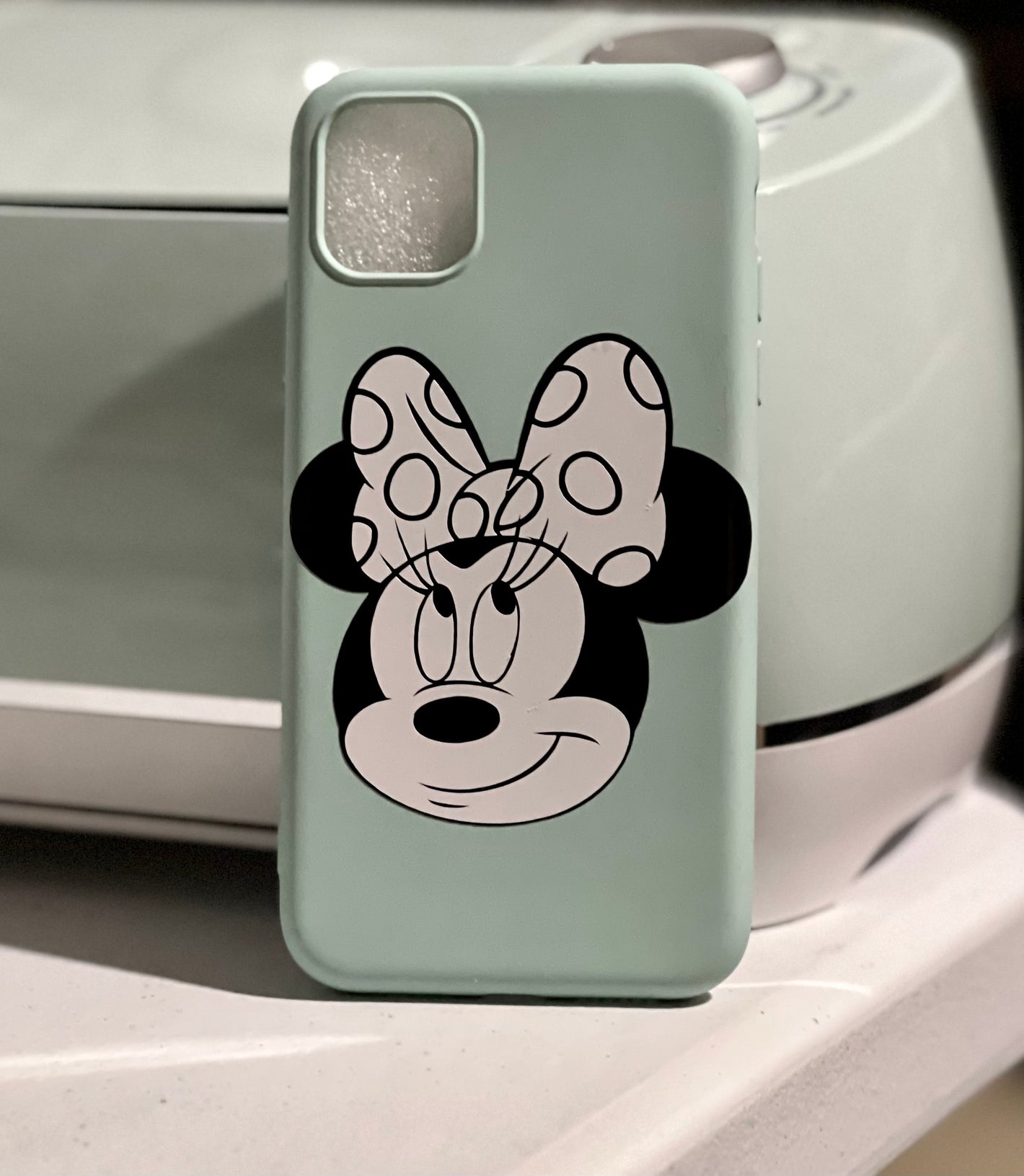 Disney Minnie Mouse IPhone 11 soft inside phone case