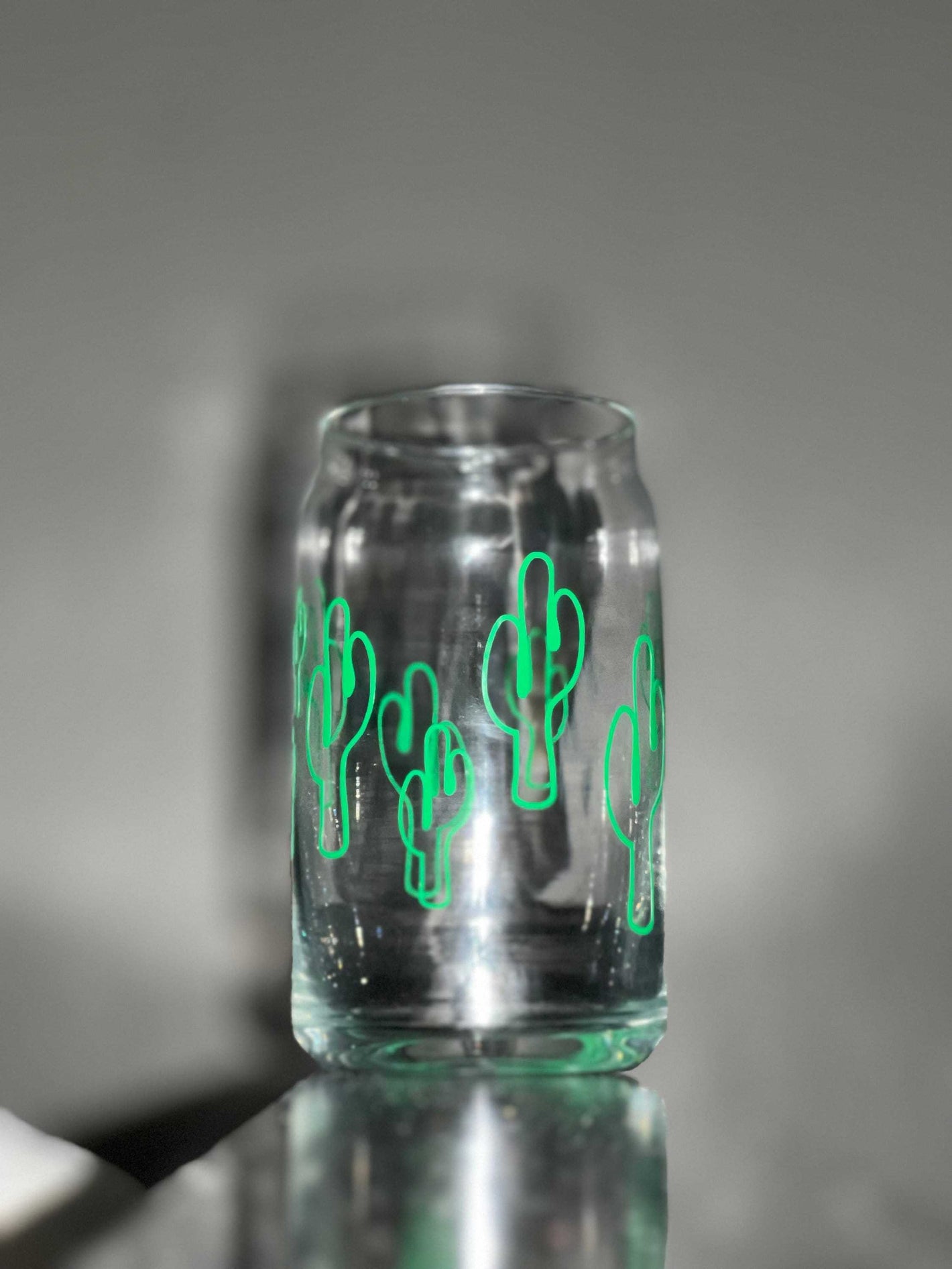 Green Cactus Outline 16oz Libby glass with bamboo top and glass straw